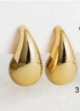 GOLD TEARDROP EARRINGS