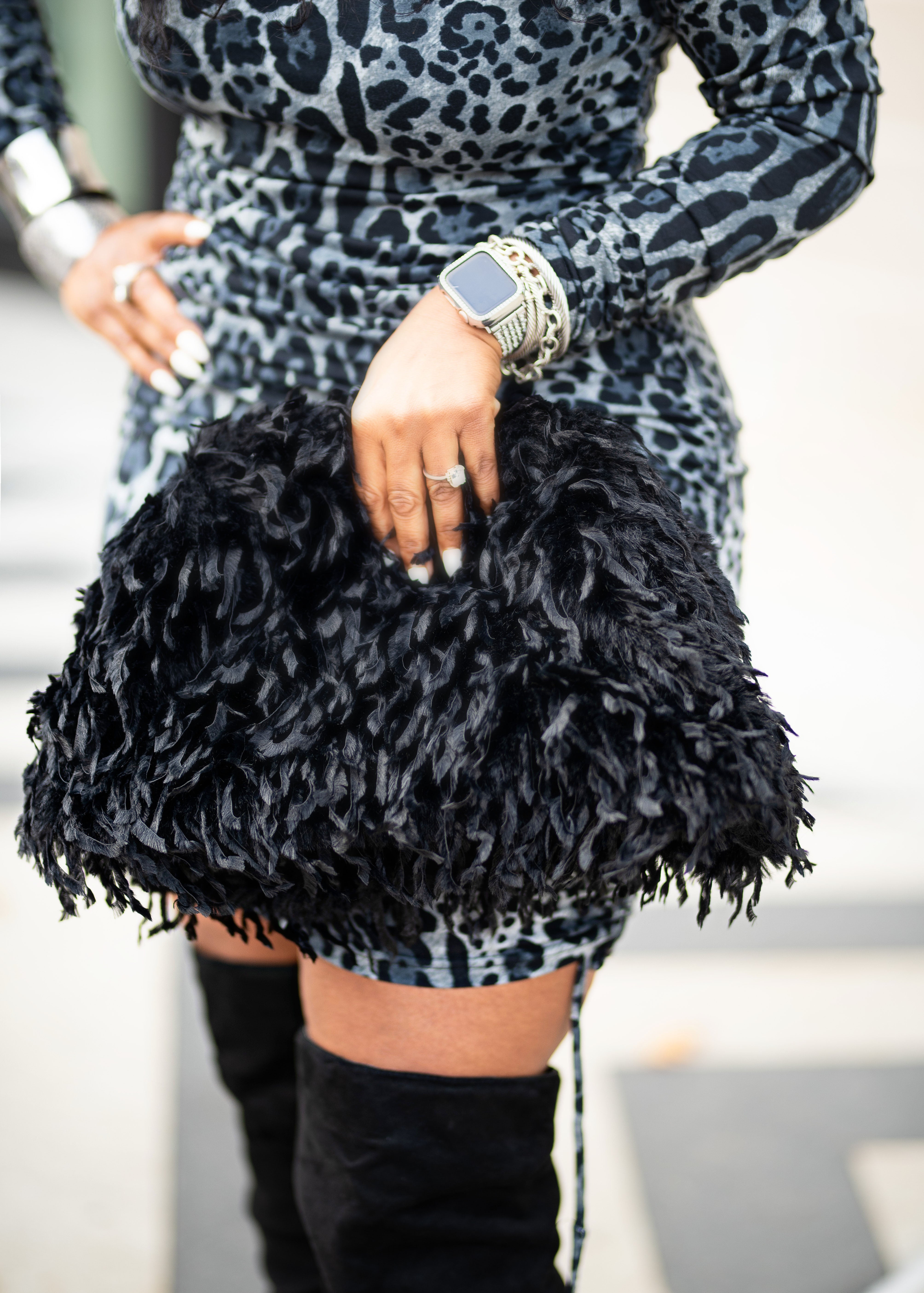 All The Fluff | Clutch {Black} PREORDER PLEASE READ DESCRIPTION