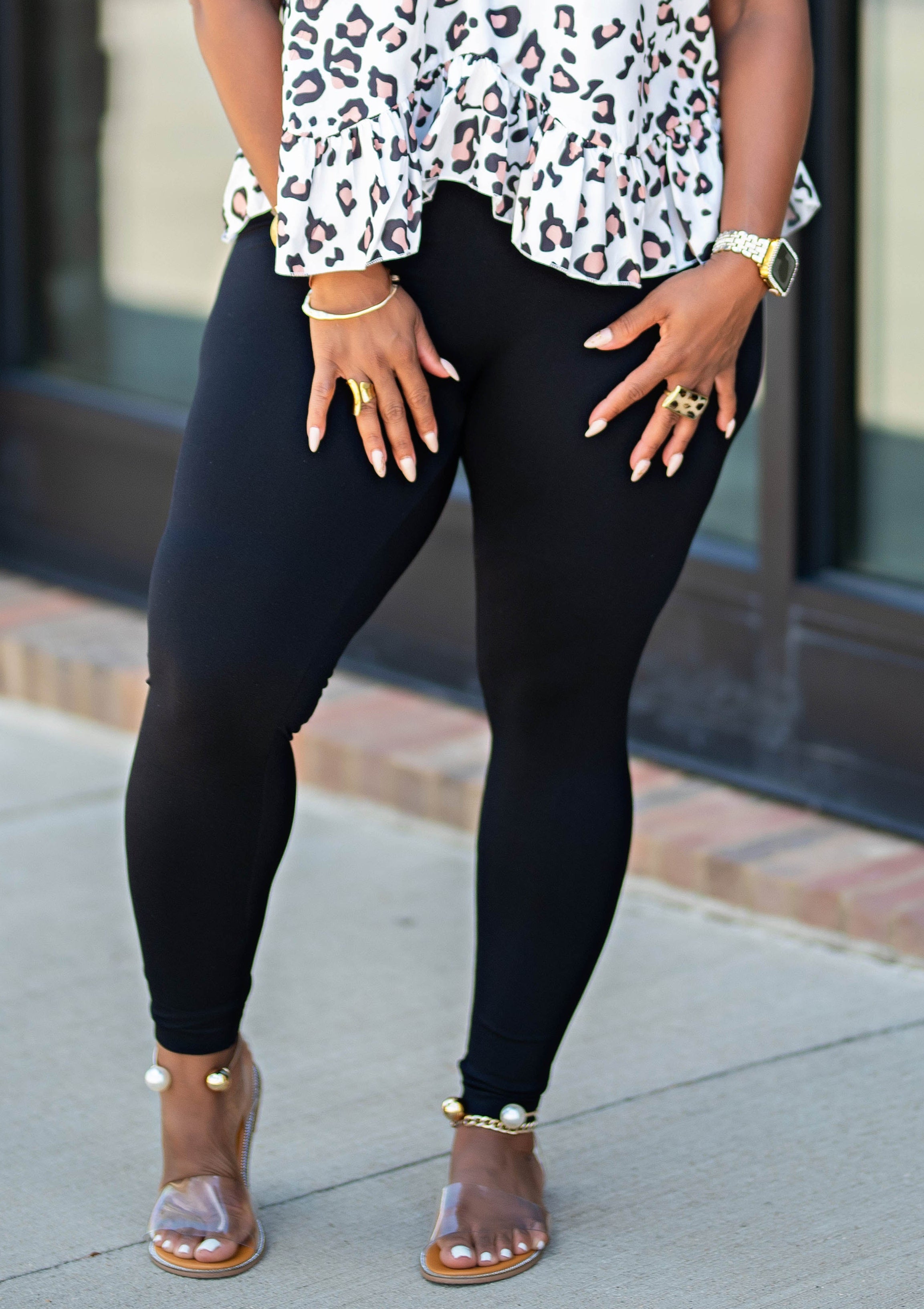 BASICS ONE SIZE LEGGINGS {BLACK} PLEASE READ DESCRIPTION